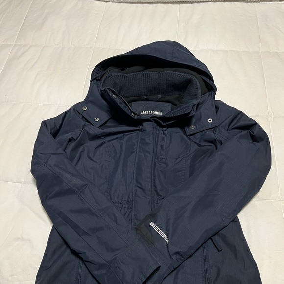 Abercrombie and Fitch Jacket 🧥 - Picture 2 of 6